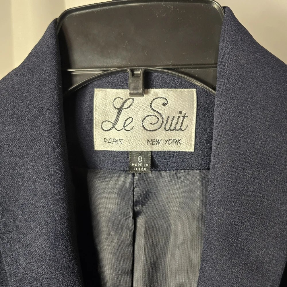 Le‎ Suit Navy Blazer